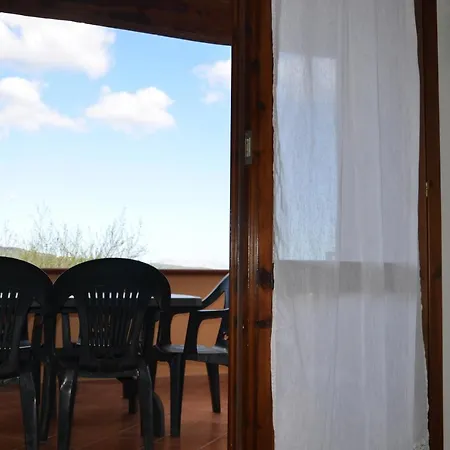 Appartement Trilocale Con Ampia Terrazza Con Vista Mare A 1,5 Km Dalle Spiagge Budoni Fbu-bald01 Tanaunella
