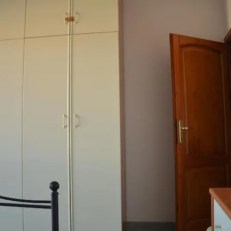 Trilocale Con Ampia Terrazza Con Vista Mare A 1,5 Km Dalle Spiagge Budoni Fbu-bald01 Appartement