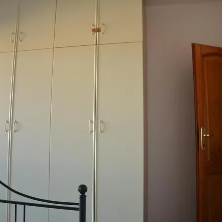 Trilocale Con Ampia Terrazza Con Vista Mare A 1,5 Km Dalle Spiagge Budoni Fbu-bald01 Appartement *